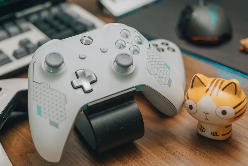 Downloading Games on Xbox While Off