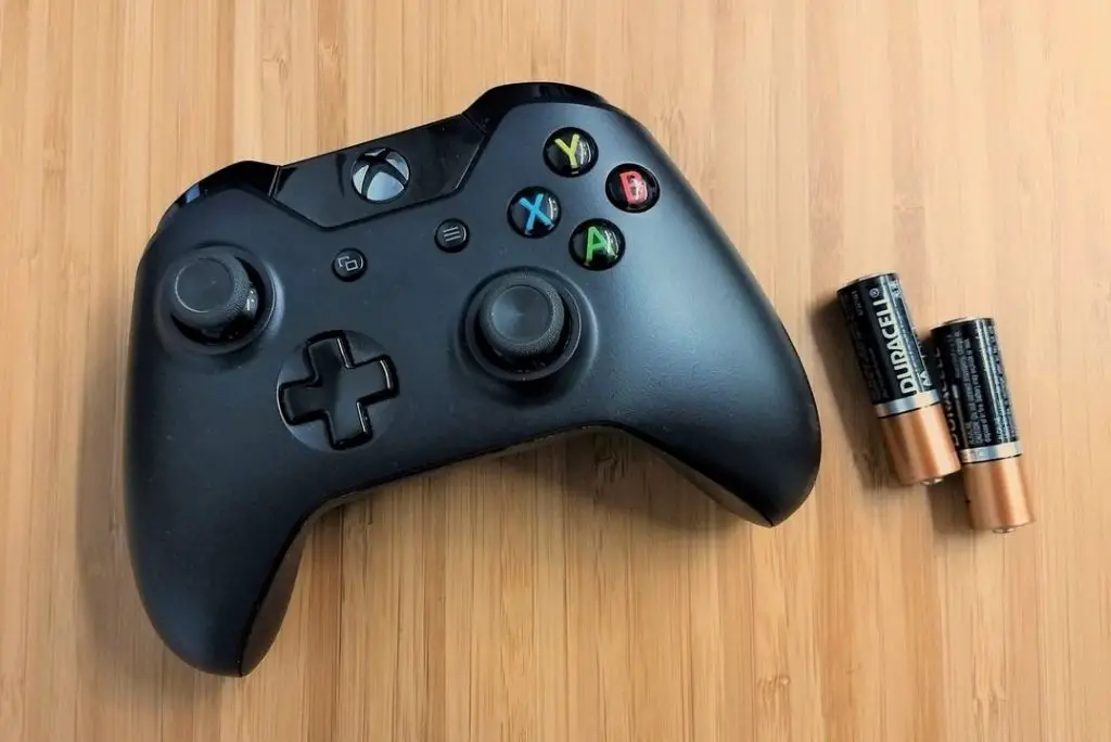 How To Replace Batteries On Xbox One Controller